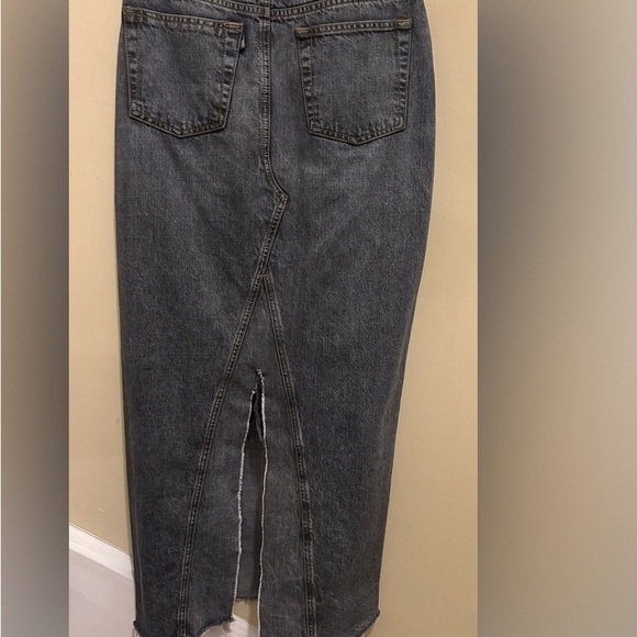 3x1 Charcoal Maxi Skirt - Picture 2 of 3